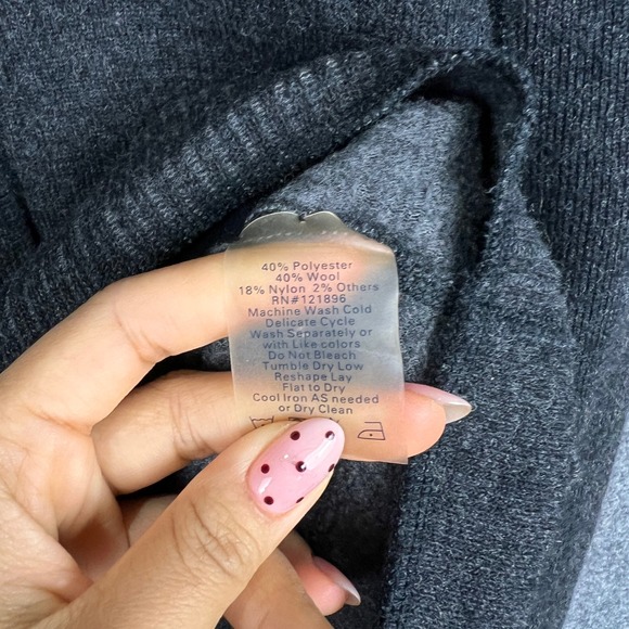 Title Nine Women Gray Button Front Mock Neck Sweater Jacket Cardigan Size‎ M - Picture 9 of 10